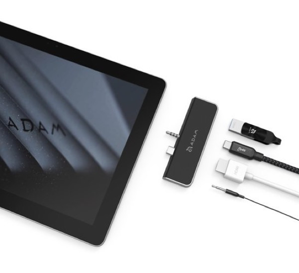 ADAM elements CASA Hub S4 Adaptateur USB-C 3.1 4 port Surface Go - Noir